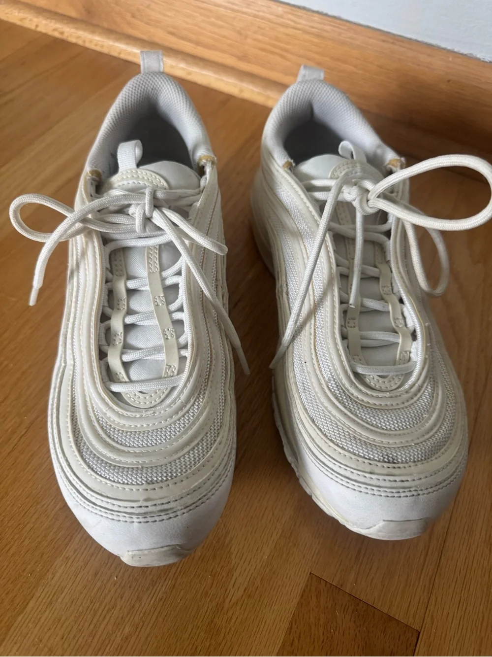 Nike Women's White/Cream Sneakers